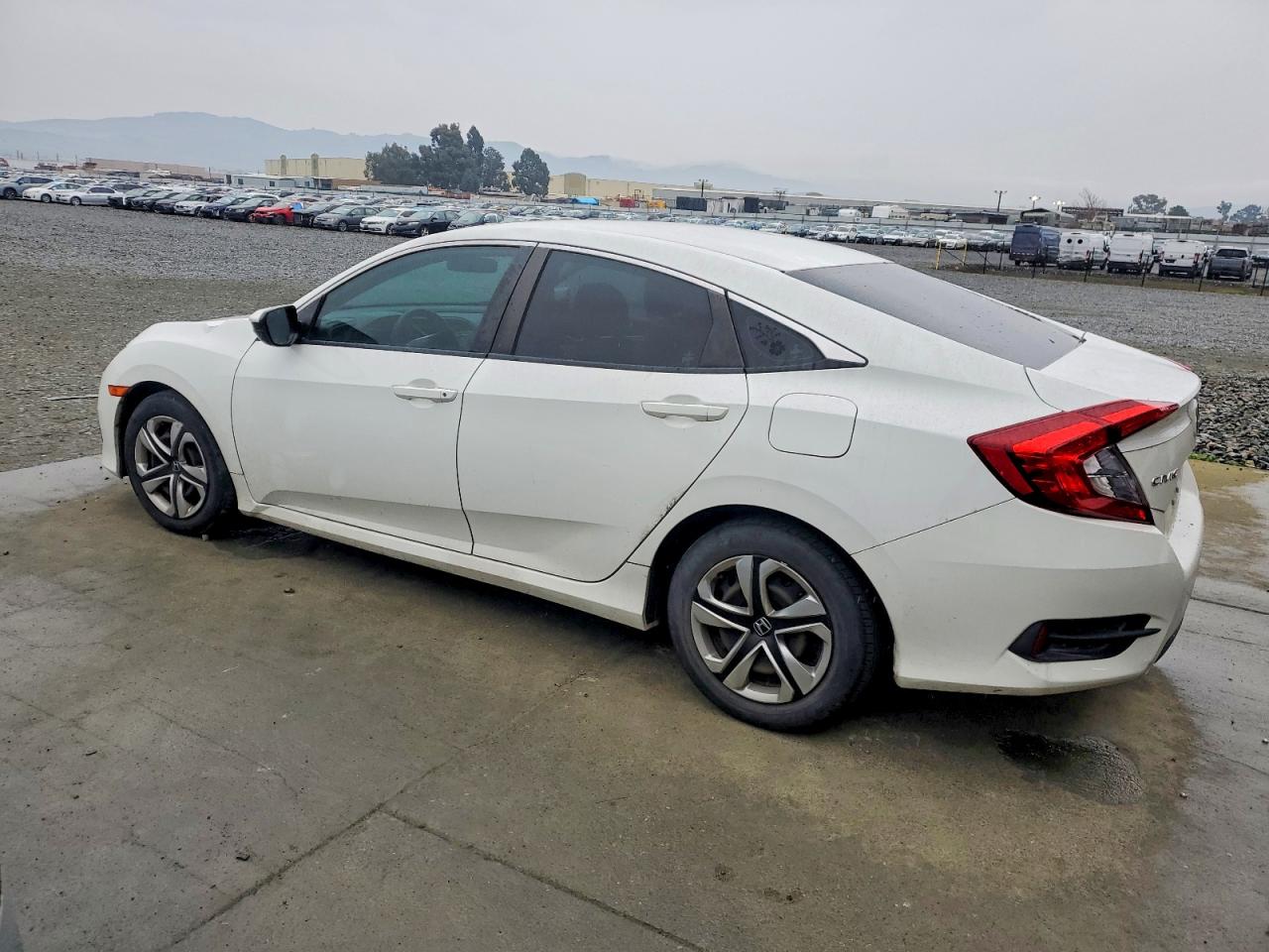 2017 HONDA CIVIC LX photo 2