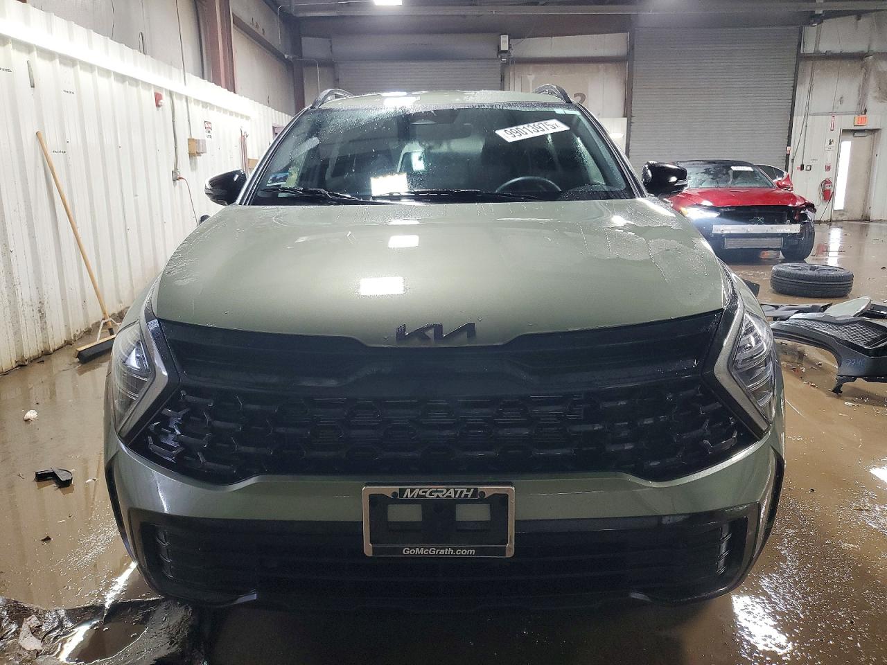 2025 KIA SPORTAGE X-LINE photo 9