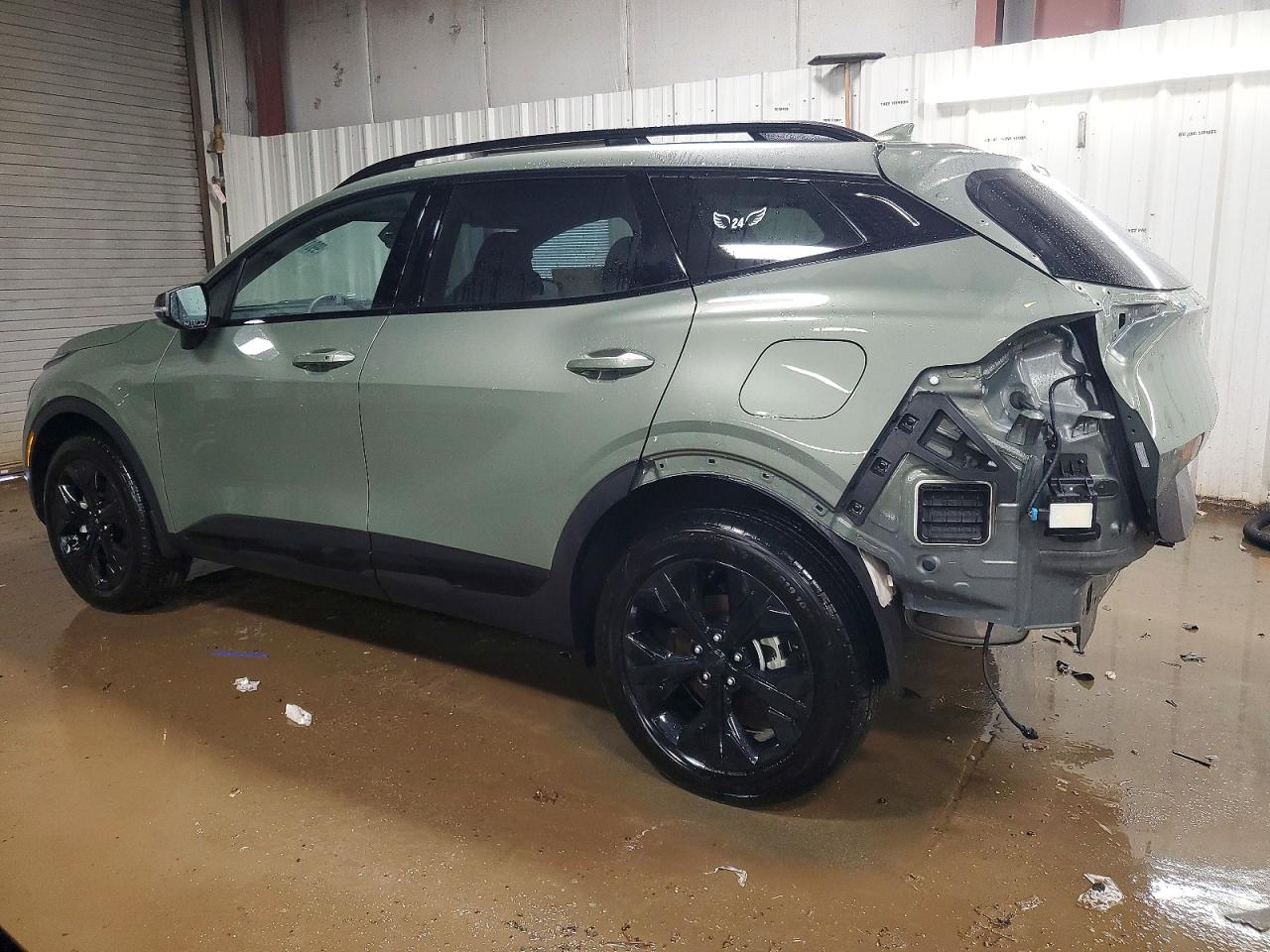 2025 KIA SPORTAGE X-LINE photo 3
