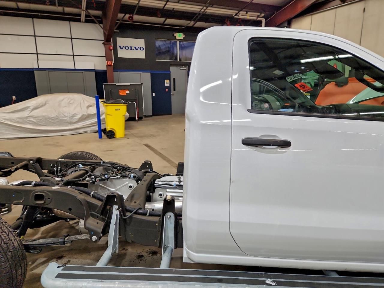 2025 CHEVROLET SILVERADO C1500 photo 10