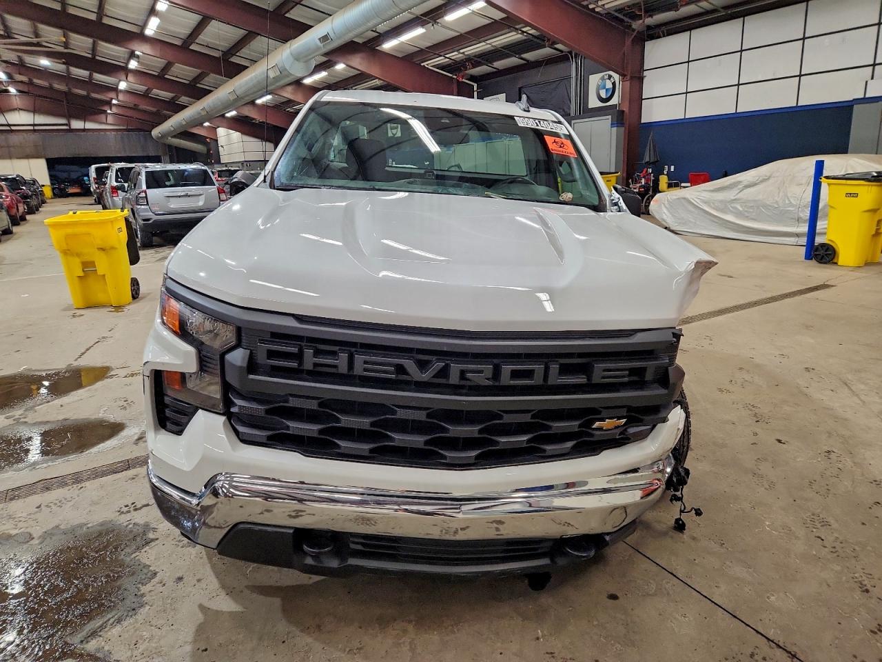 2025 CHEVROLET SILVERADO C1500 photo 5