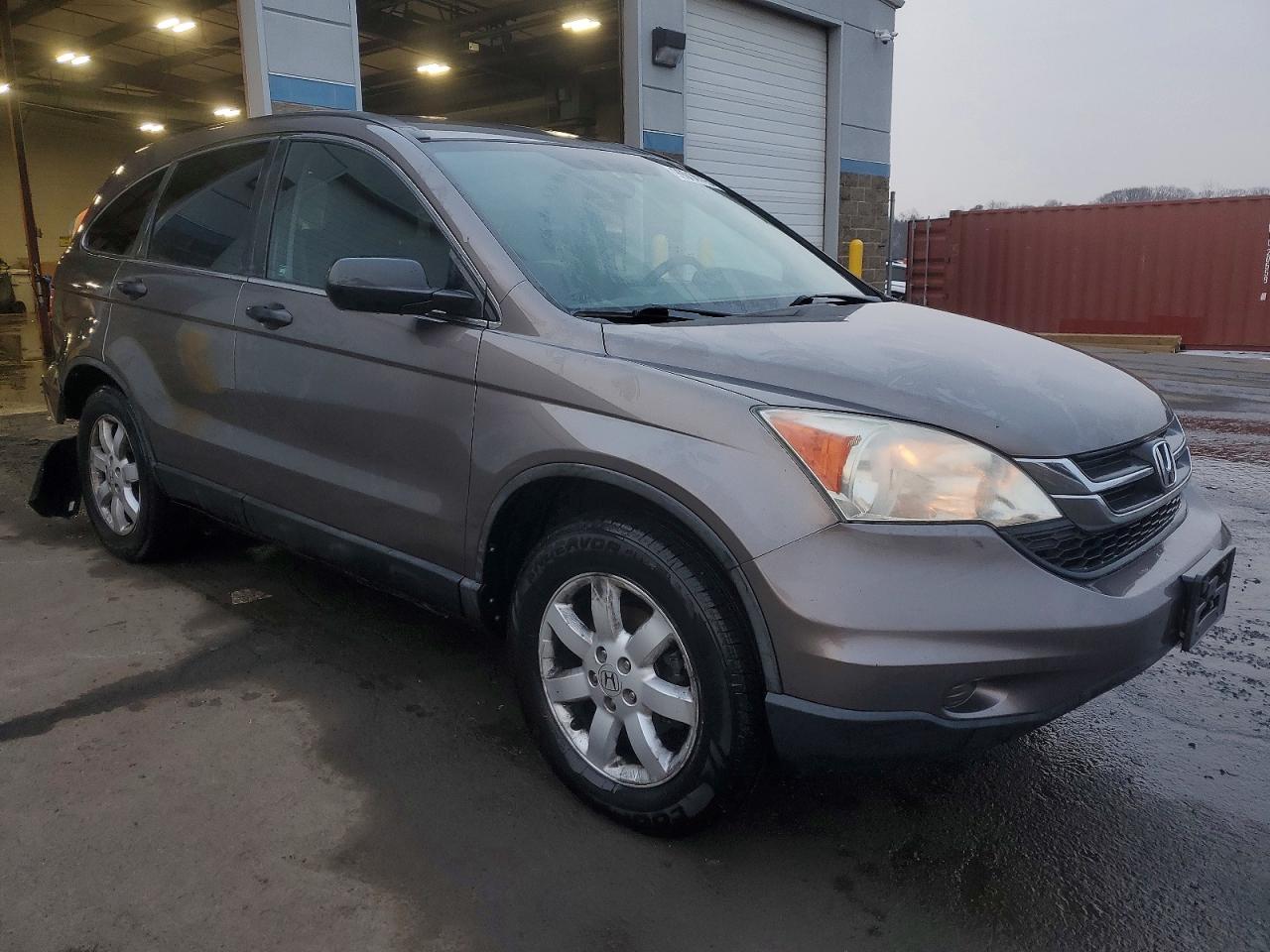 2011 HONDA CR-V SE photo 4