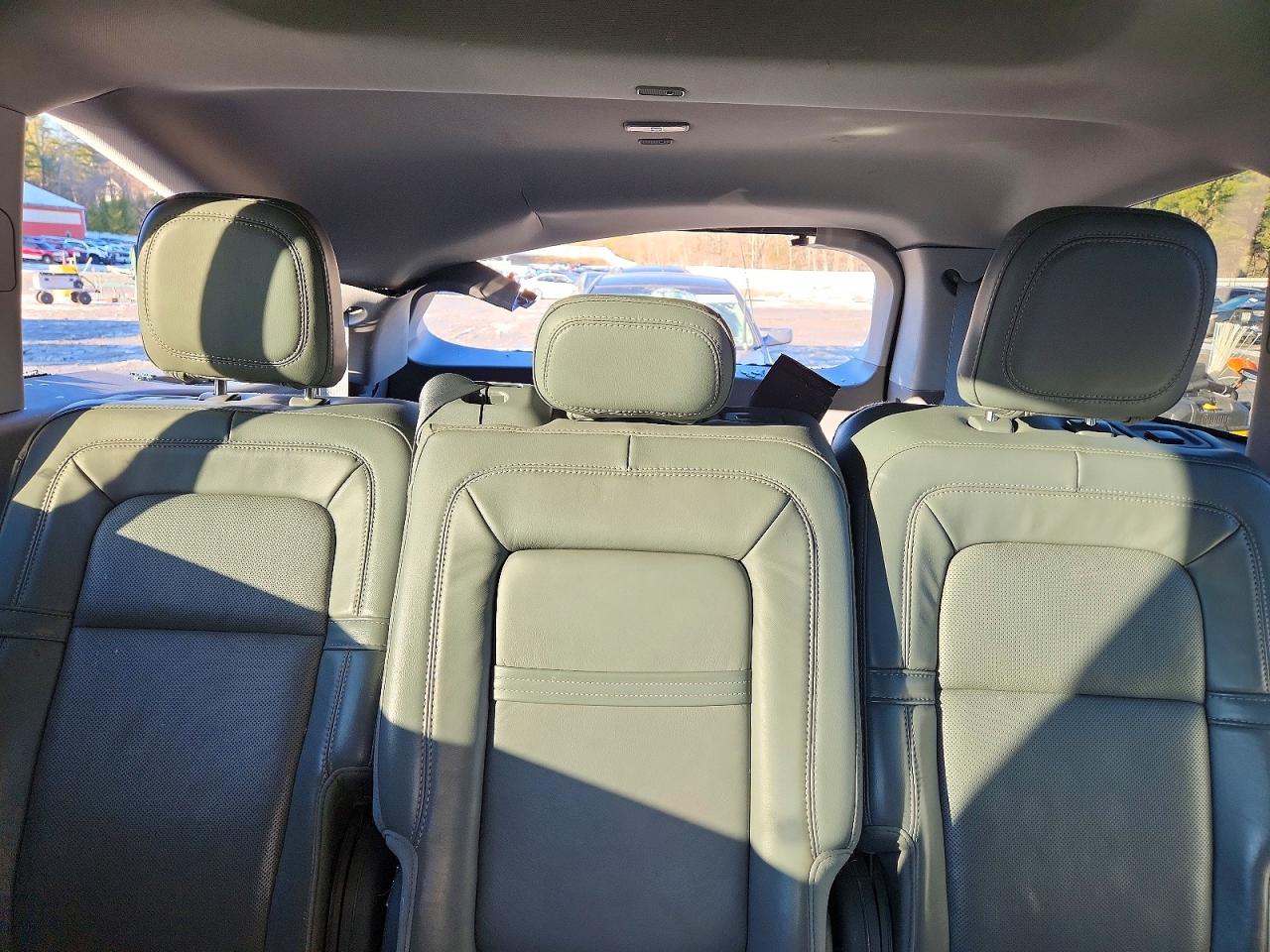 2021 LINCOLN AVIATOR RESERVE photo 10