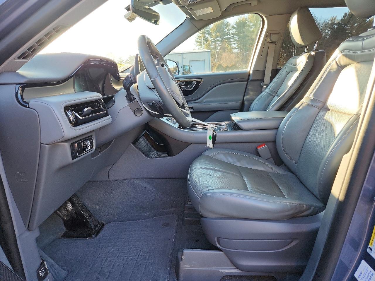 2021 LINCOLN AVIATOR RESERVE photo 7