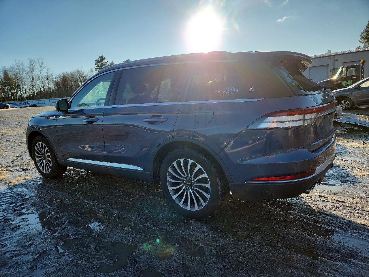 2021 LINCOLN AVIATOR RESERVE photo 2