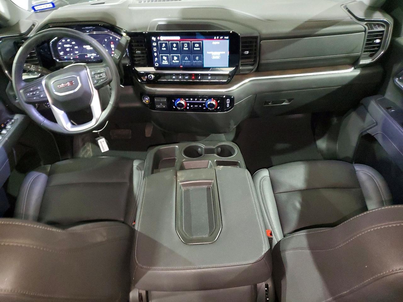 2025 GMC SIERRA C1500 SLT photo 8