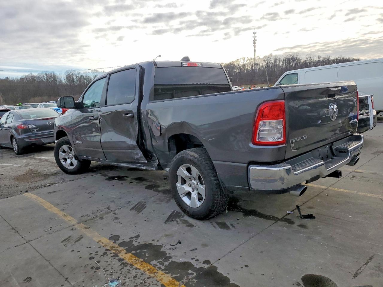 2021 RAM 1500 BIG HORN/LONE STAR photo 2