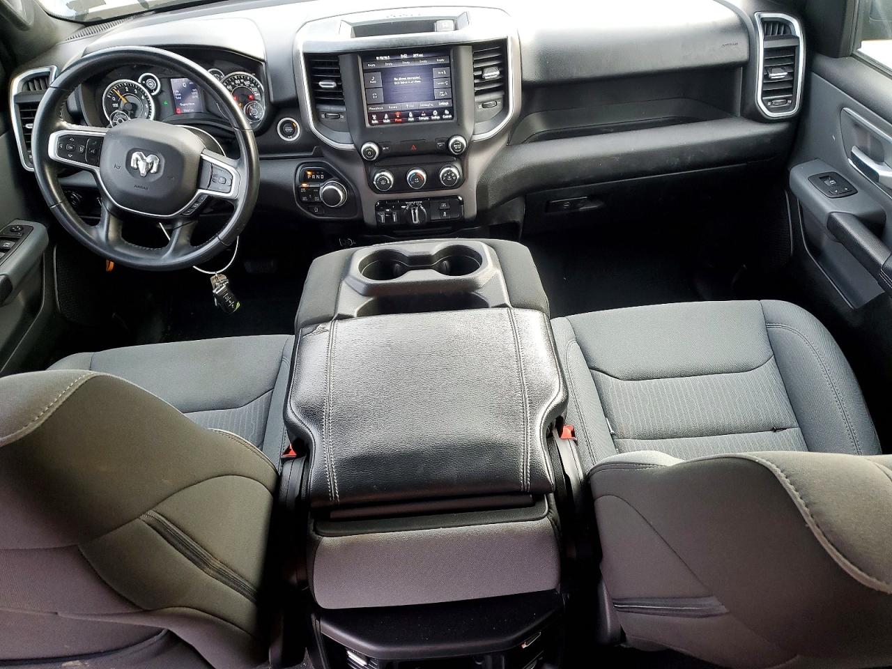 2021 RAM 1500 BIG HORN/LONE STAR photo 8