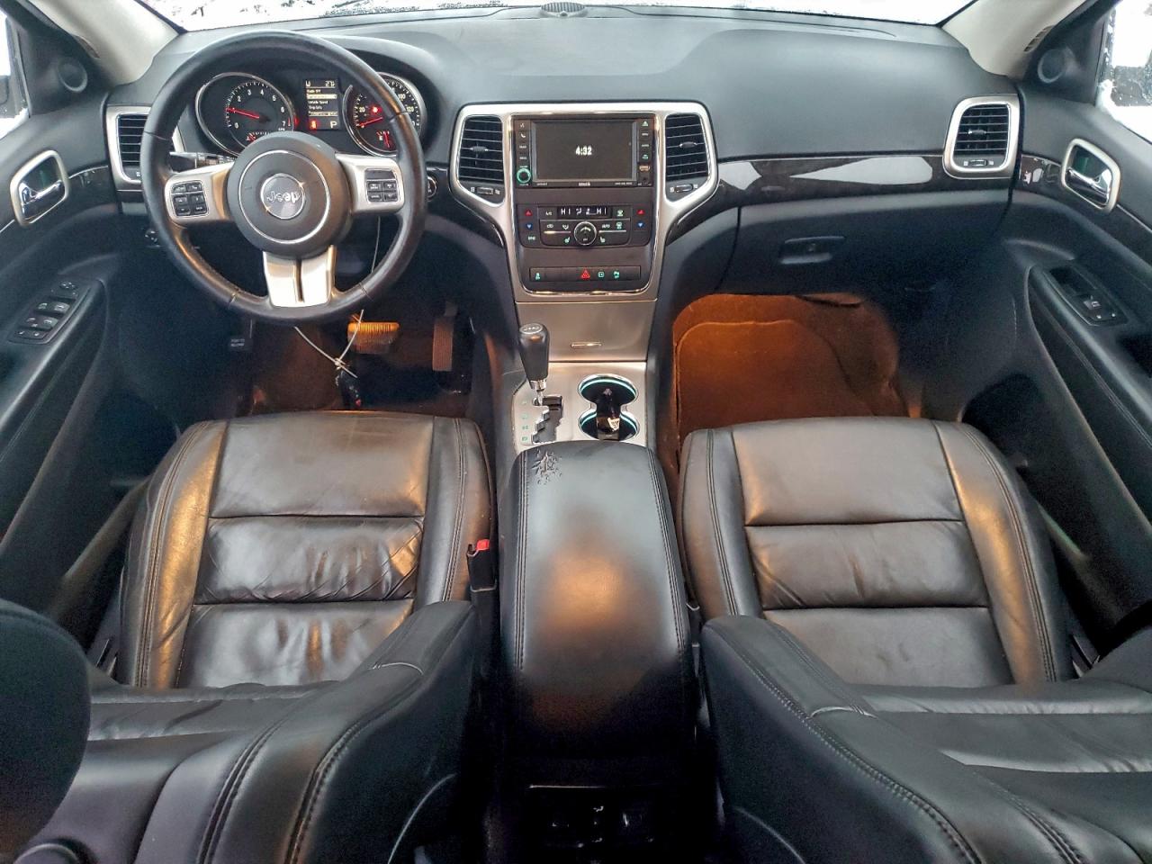 2012 JEEP GRAND CHEROKEE LAREDO photo 8