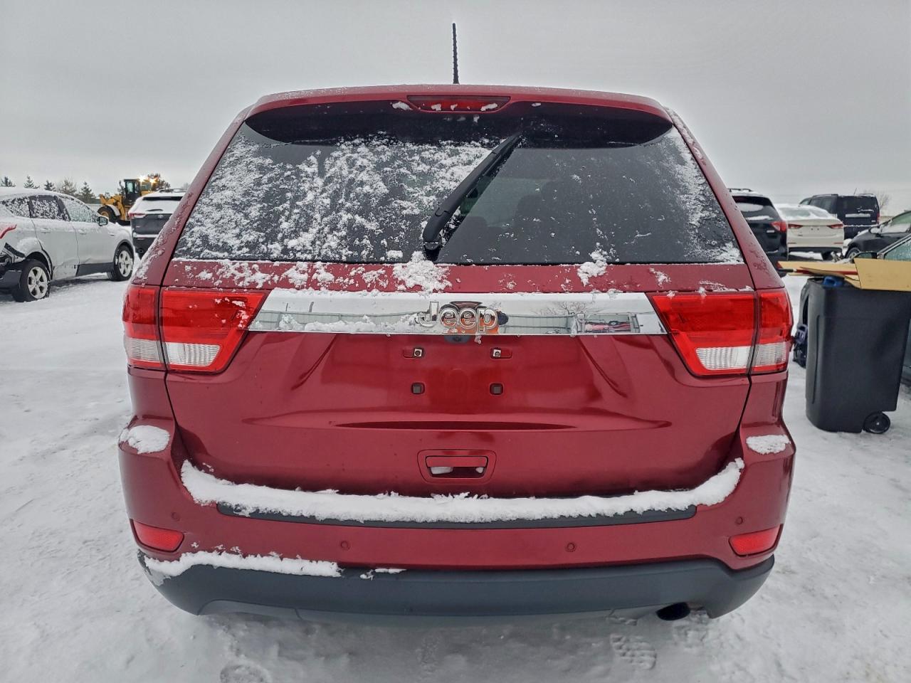 2012 JEEP GRAND CHEROKEE LAREDO photo 6
