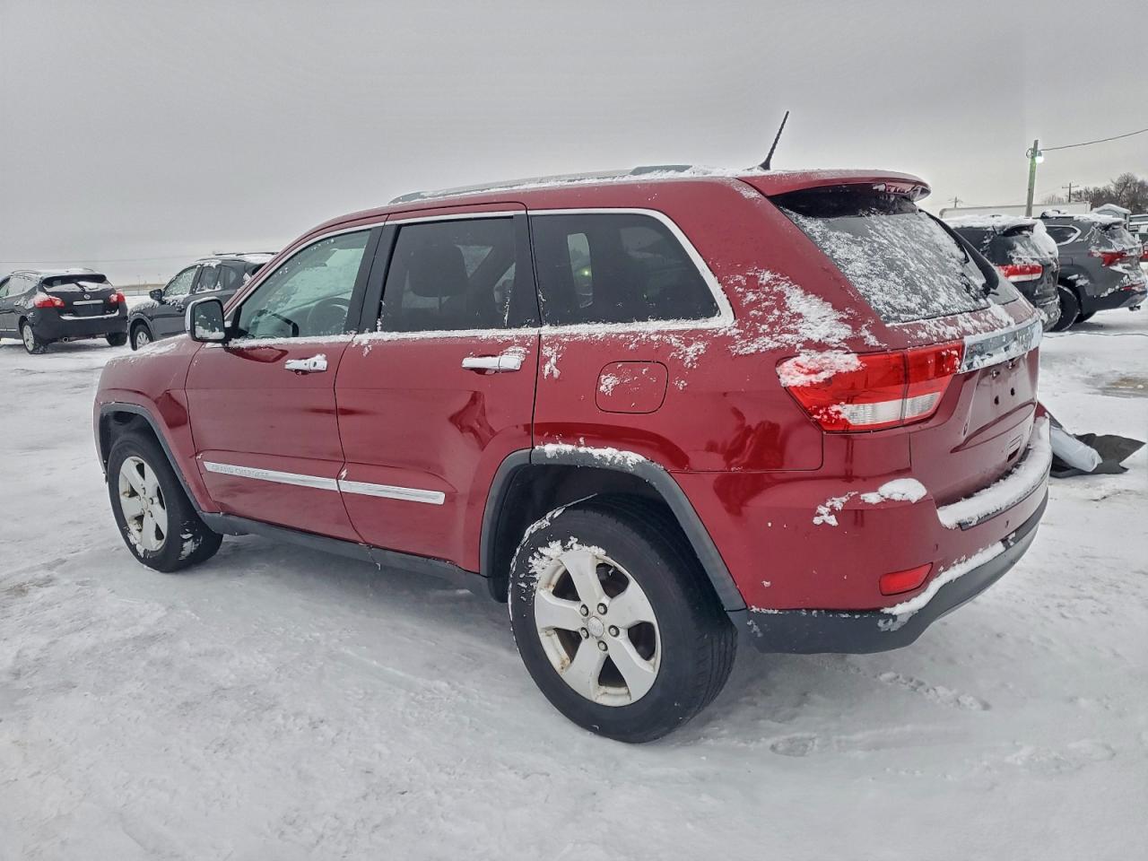 2012 JEEP GRAND CHEROKEE LAREDO photo 2