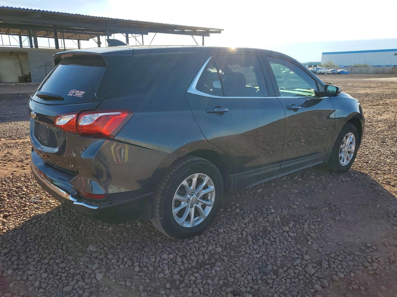 2018 CHEVROLET EQUINOX LT photo 3