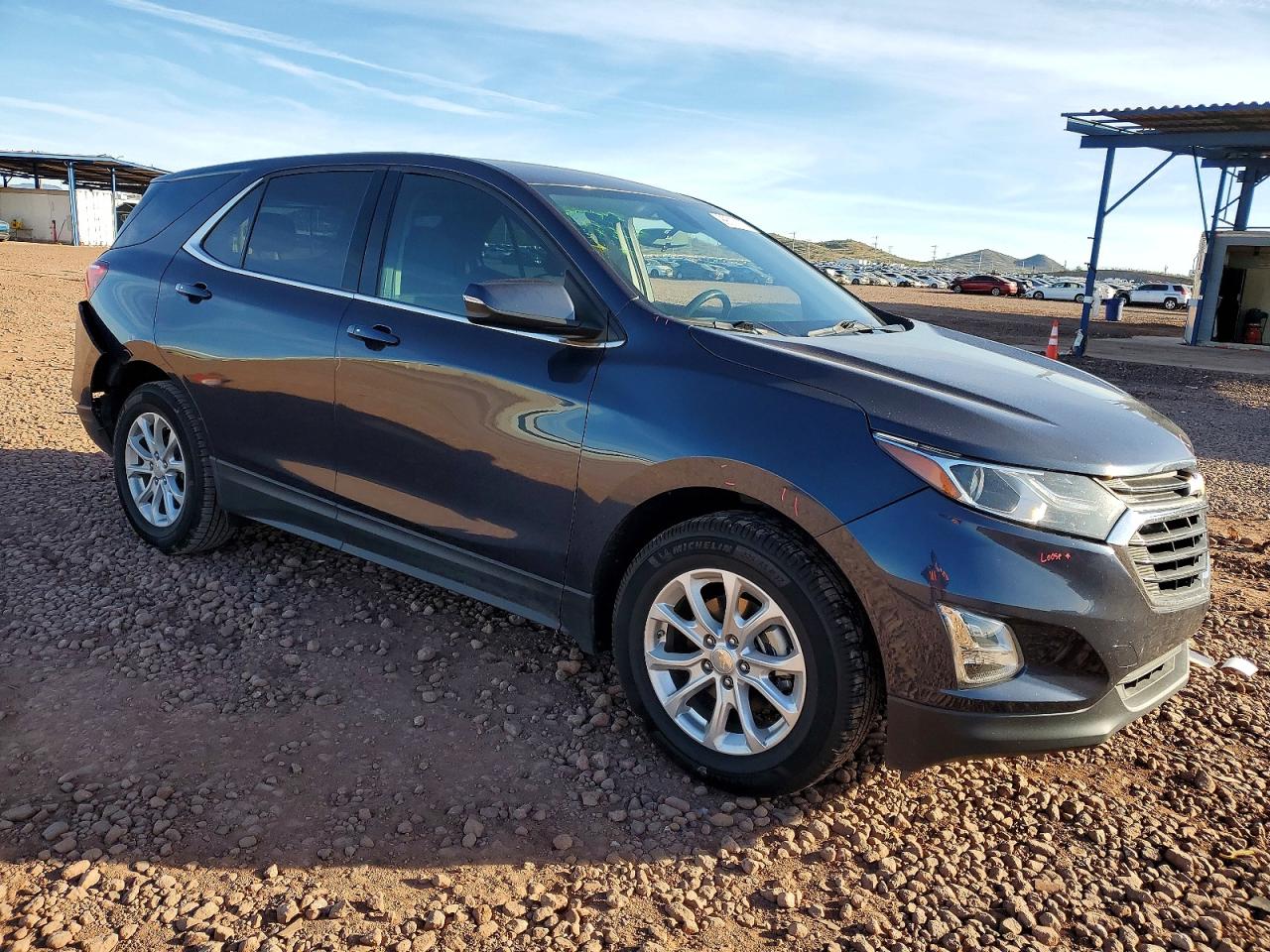 2018 CHEVROLET EQUINOX LT photo 4
