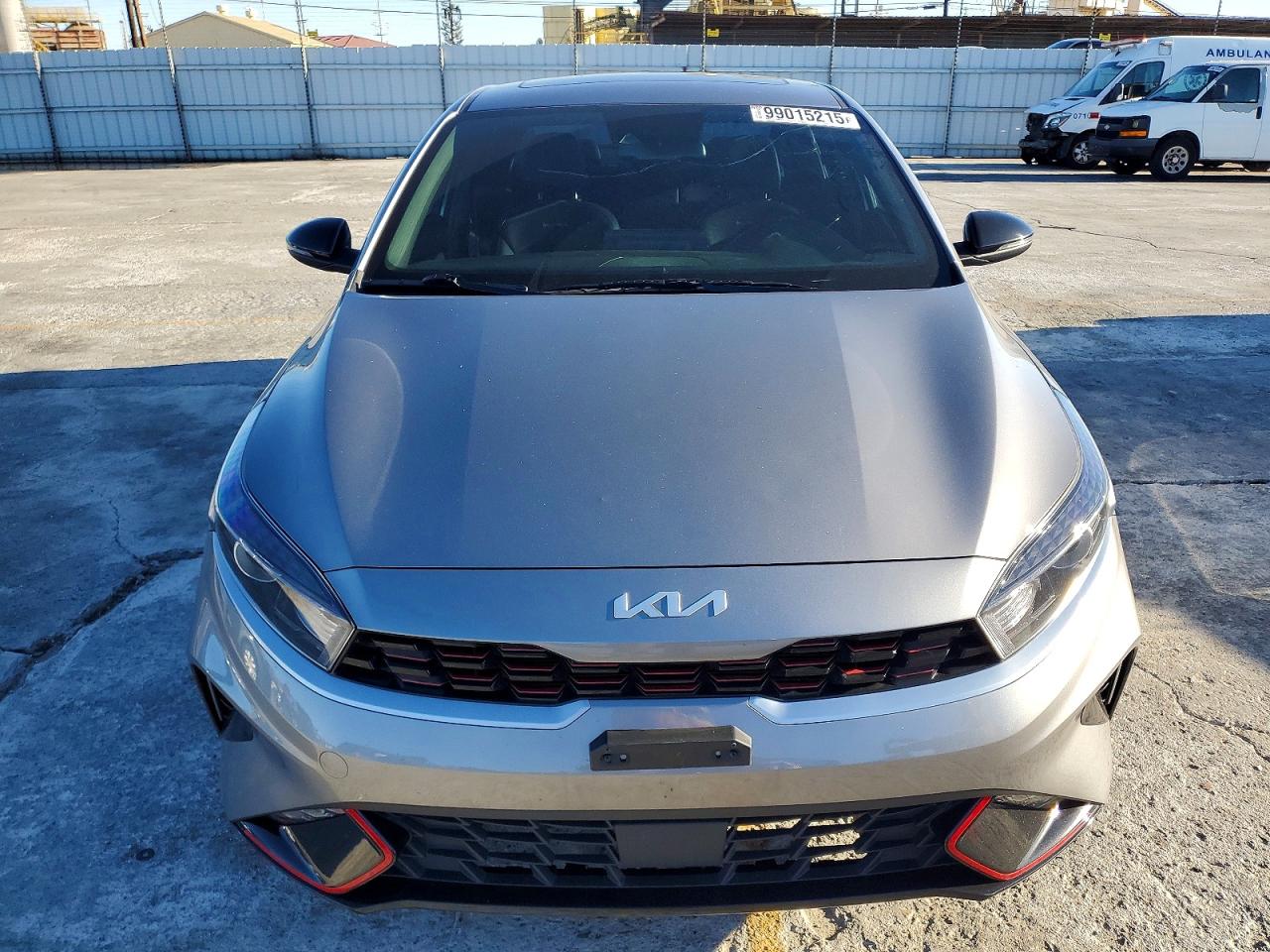2023 KIA FORTE GT LINE photo 5