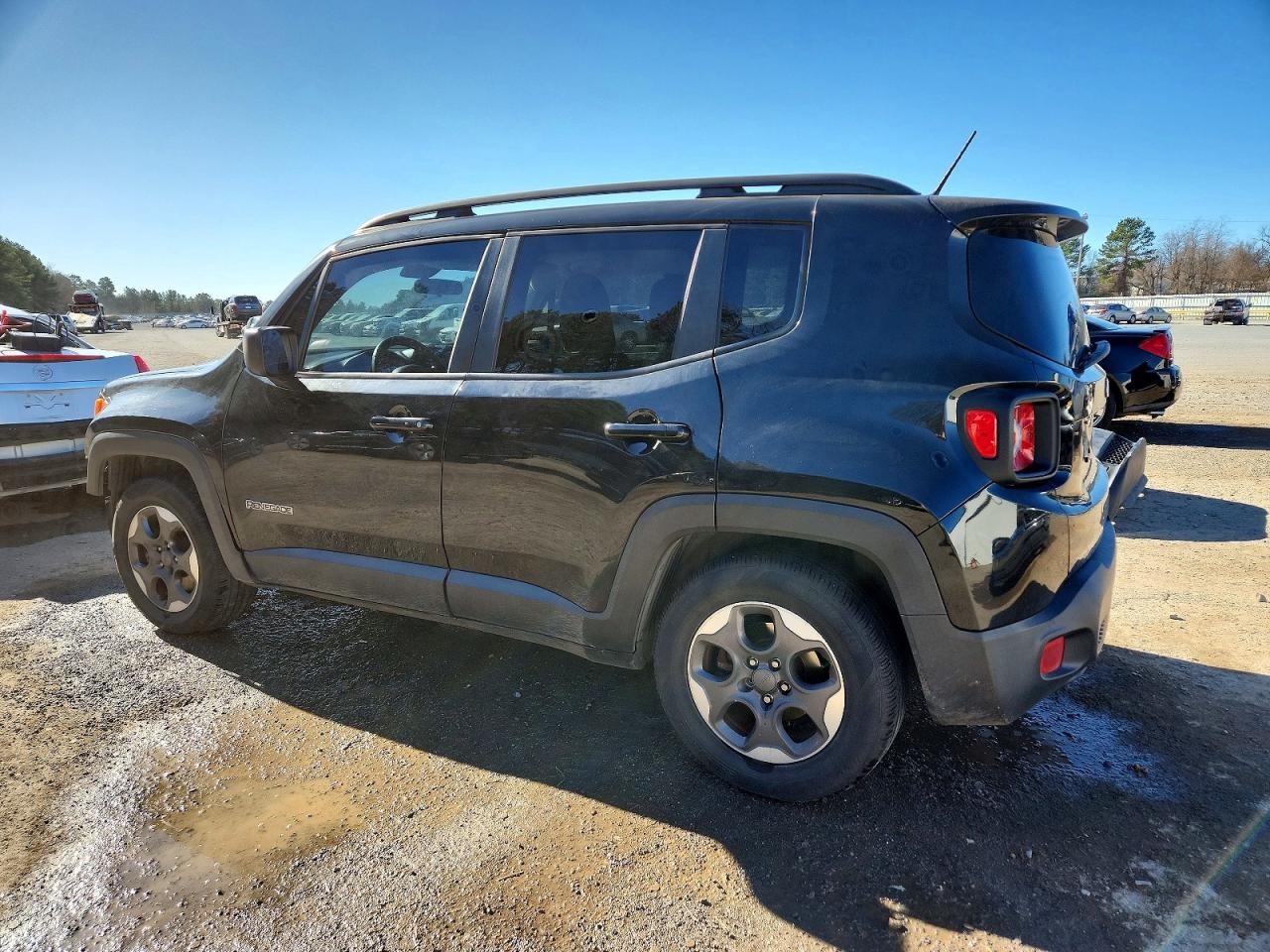 2017 JEEP RENEGADE SPORT photo 2