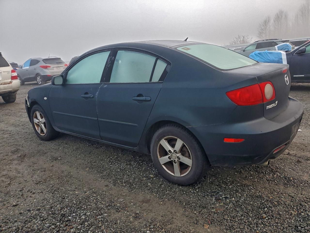 2004 MAZDA 3 I photo 2