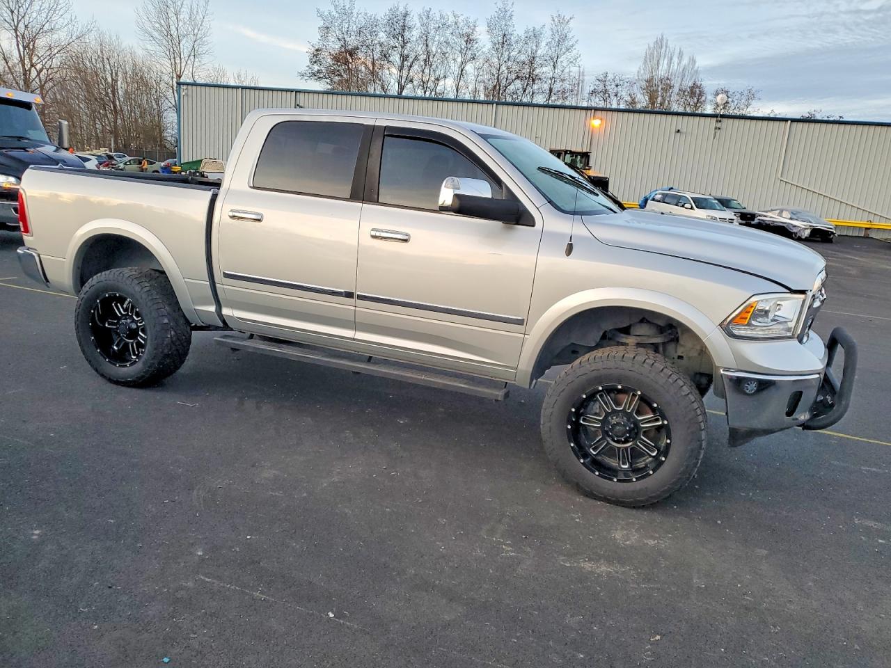2016 RAM 1500 LARAMIE photo 10