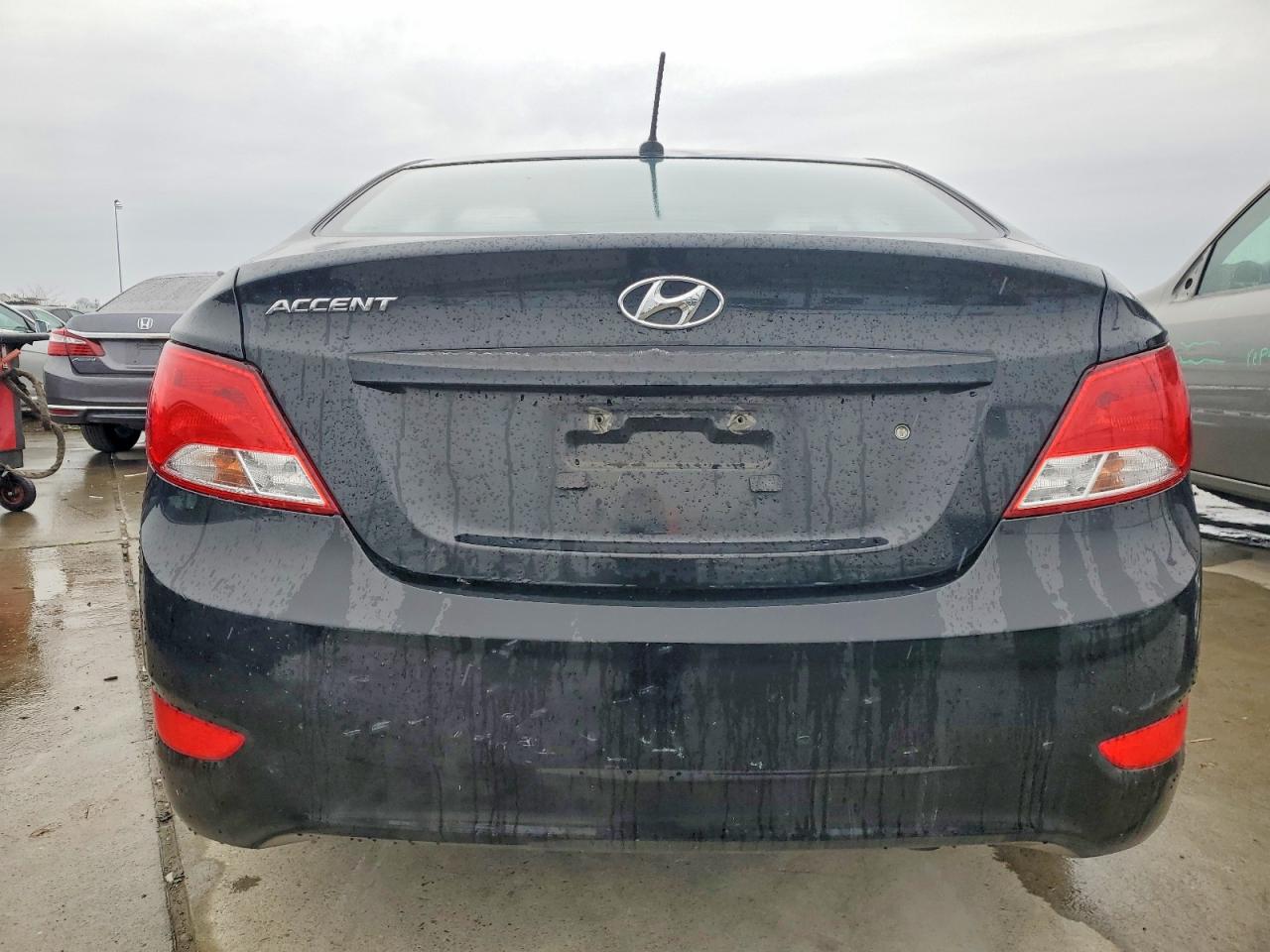 2016 HYUNDAI ACCENT SE photo 6