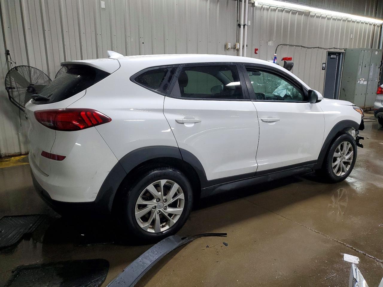 2019 HYUNDAI TUCSON SE photo 3