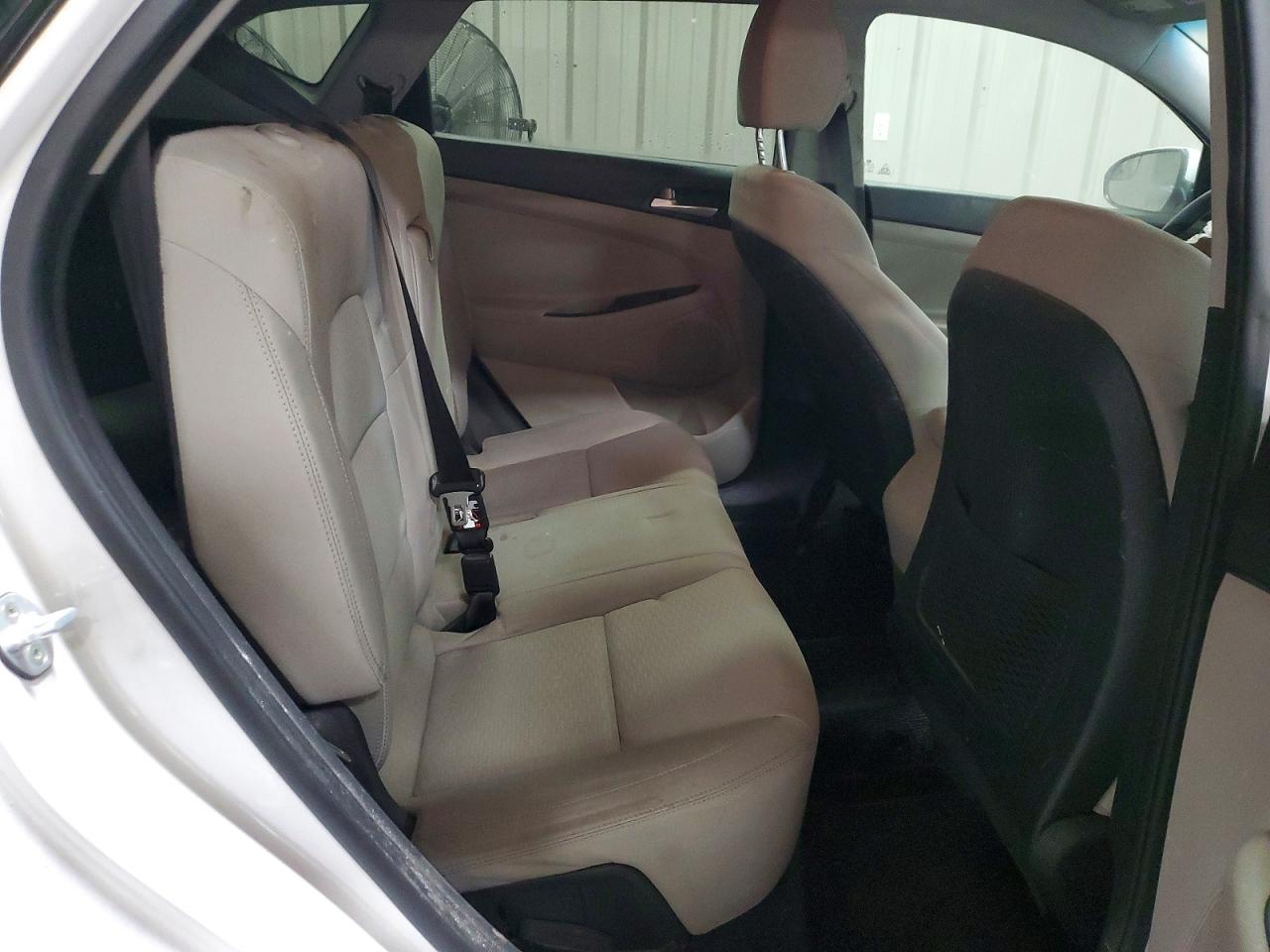 2019 HYUNDAI TUCSON SE photo 10