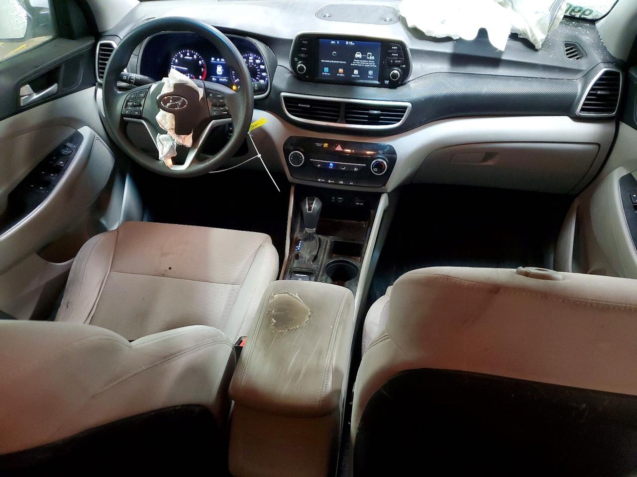 2019 HYUNDAI TUCSON SE photo 8