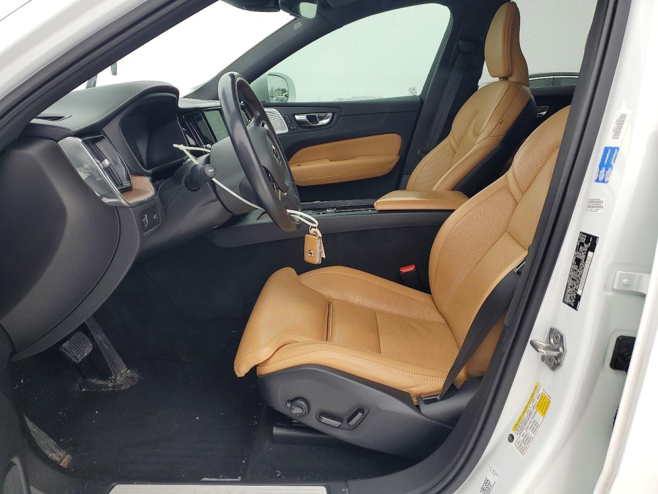 2019 VOLVO XC60 T6 INSCRIPTION photo 7