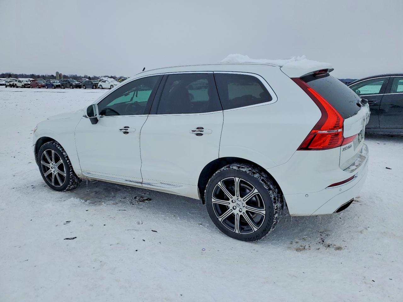 2019 VOLVO XC60 T6 INSCRIPTION photo 2