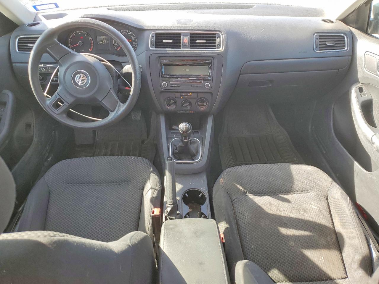 2013 VOLKSWAGEN JETTA BASE photo 8