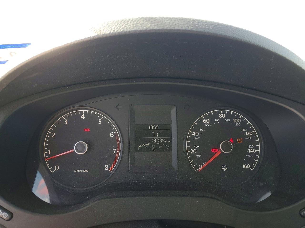 2013 VOLKSWAGEN JETTA BASE photo 9
