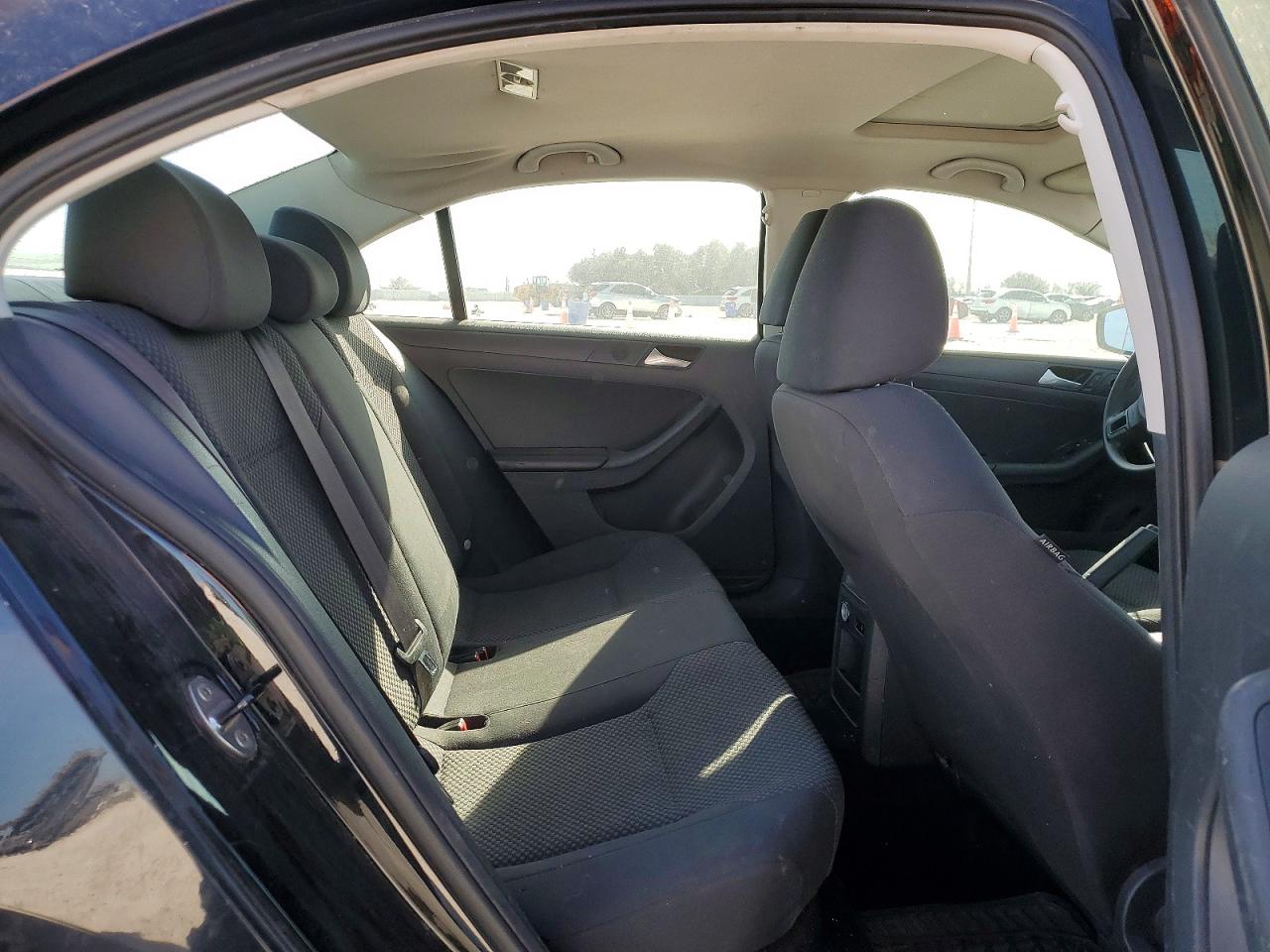 2013 VOLKSWAGEN JETTA BASE photo 10