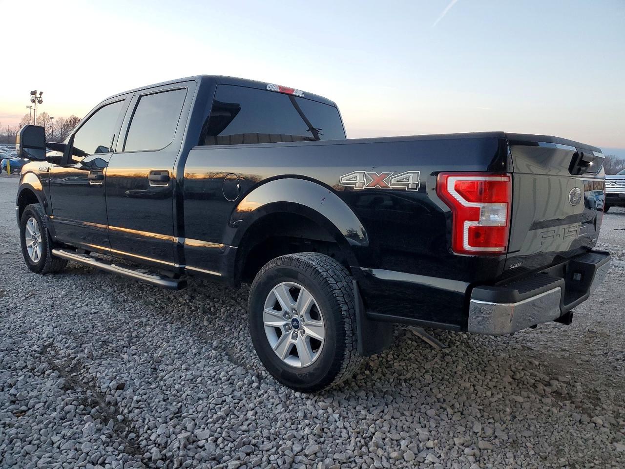 2020 FORD F150 SUPERCREW photo 2