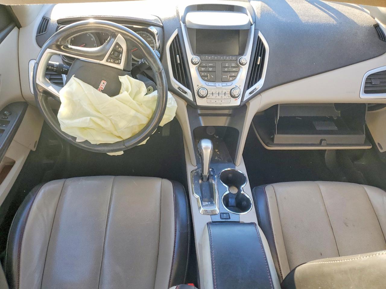 2015 GMC TERRAIN SLT photo 15