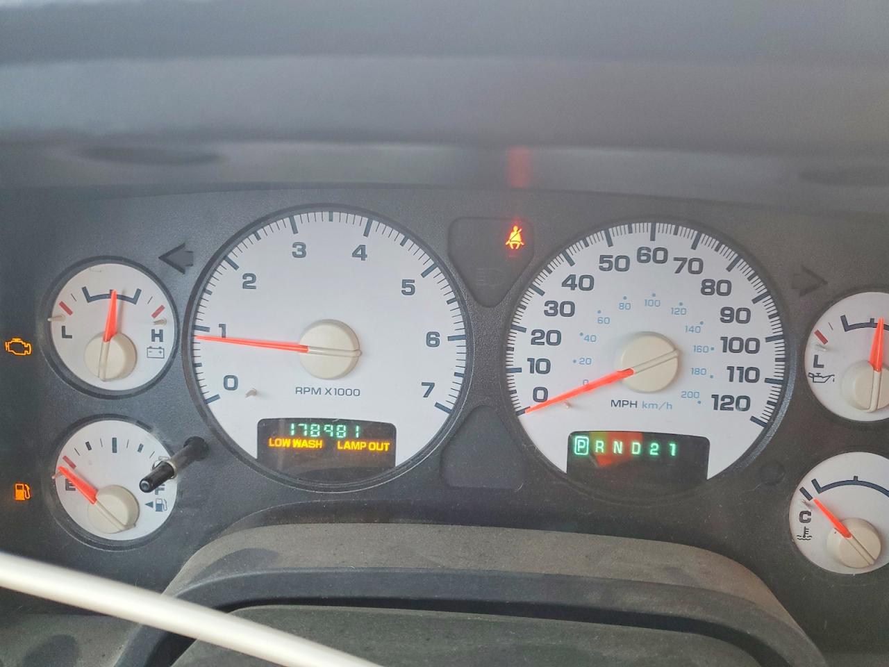 2004 DODGE RAM 1500 ST photo 17
