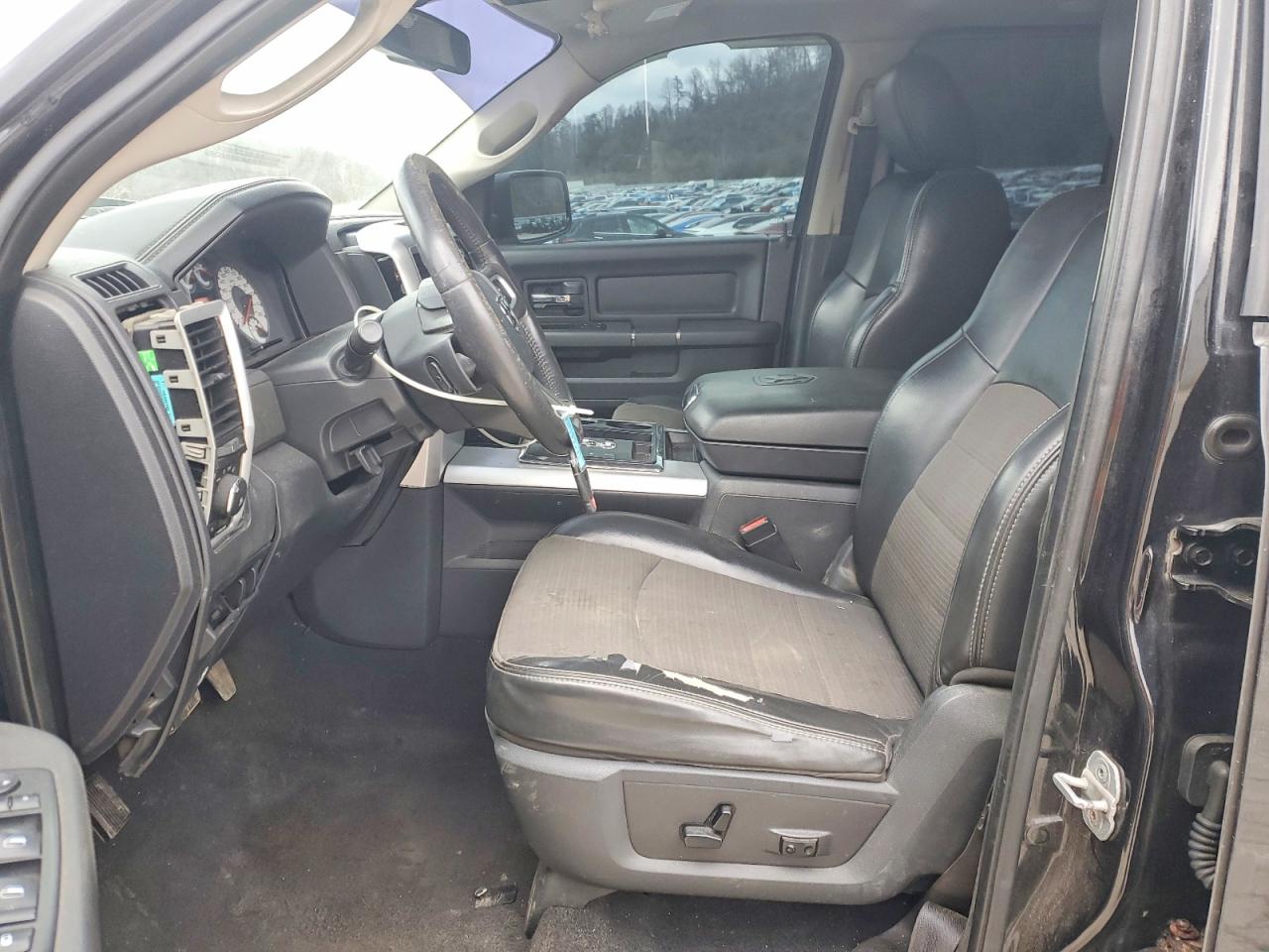 2010 DODGE RAM 1500 photo 13