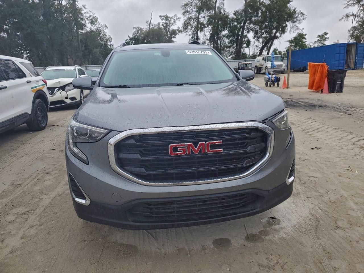 2018 GMC TERRAIN SLE photo 5