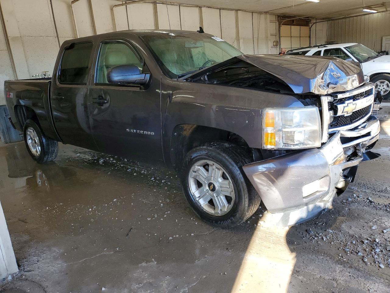 2010 CHEVROLET SILVERADO K1500 LT photo 4