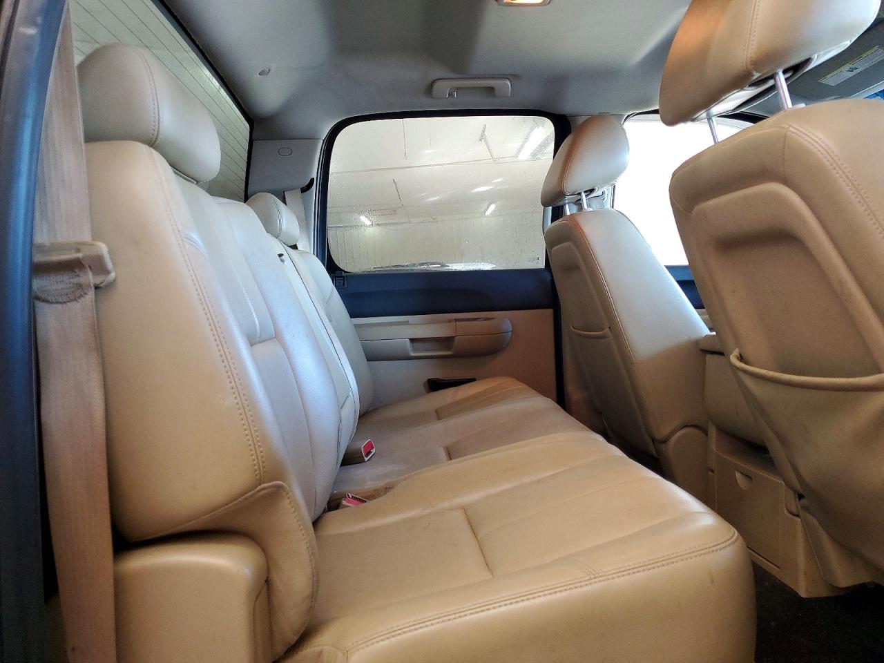 2010 CHEVROLET SILVERADO K1500 LT photo 10