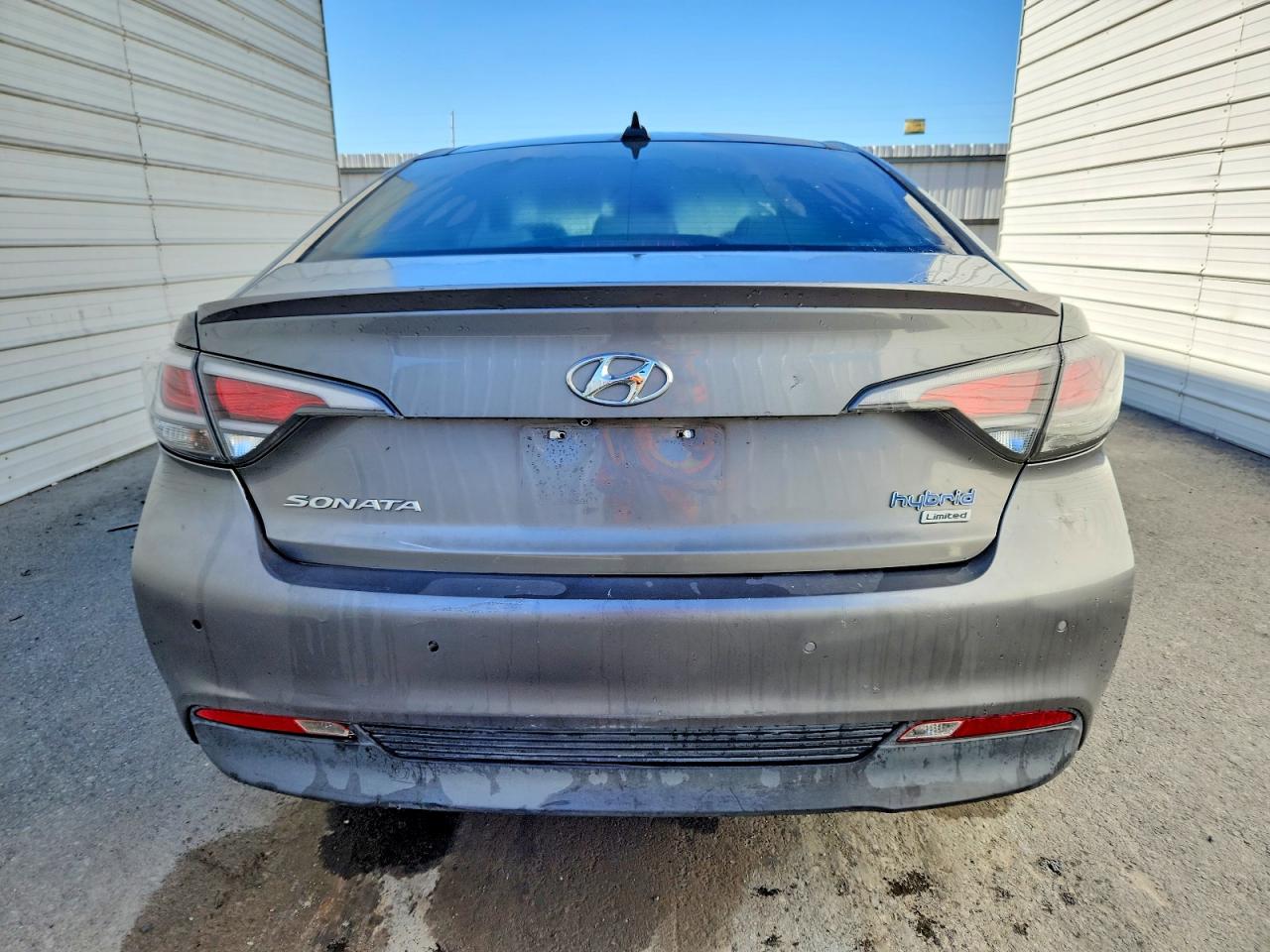 2017 HYUNDAI SONATA HYBRID photo 6