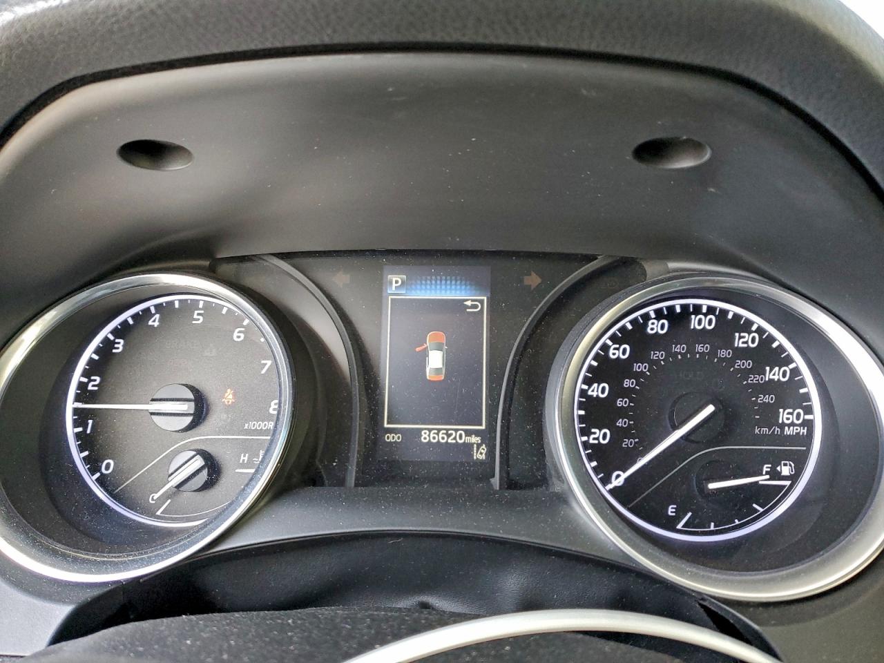 2018 TOYOTA CAMRY L photo 9