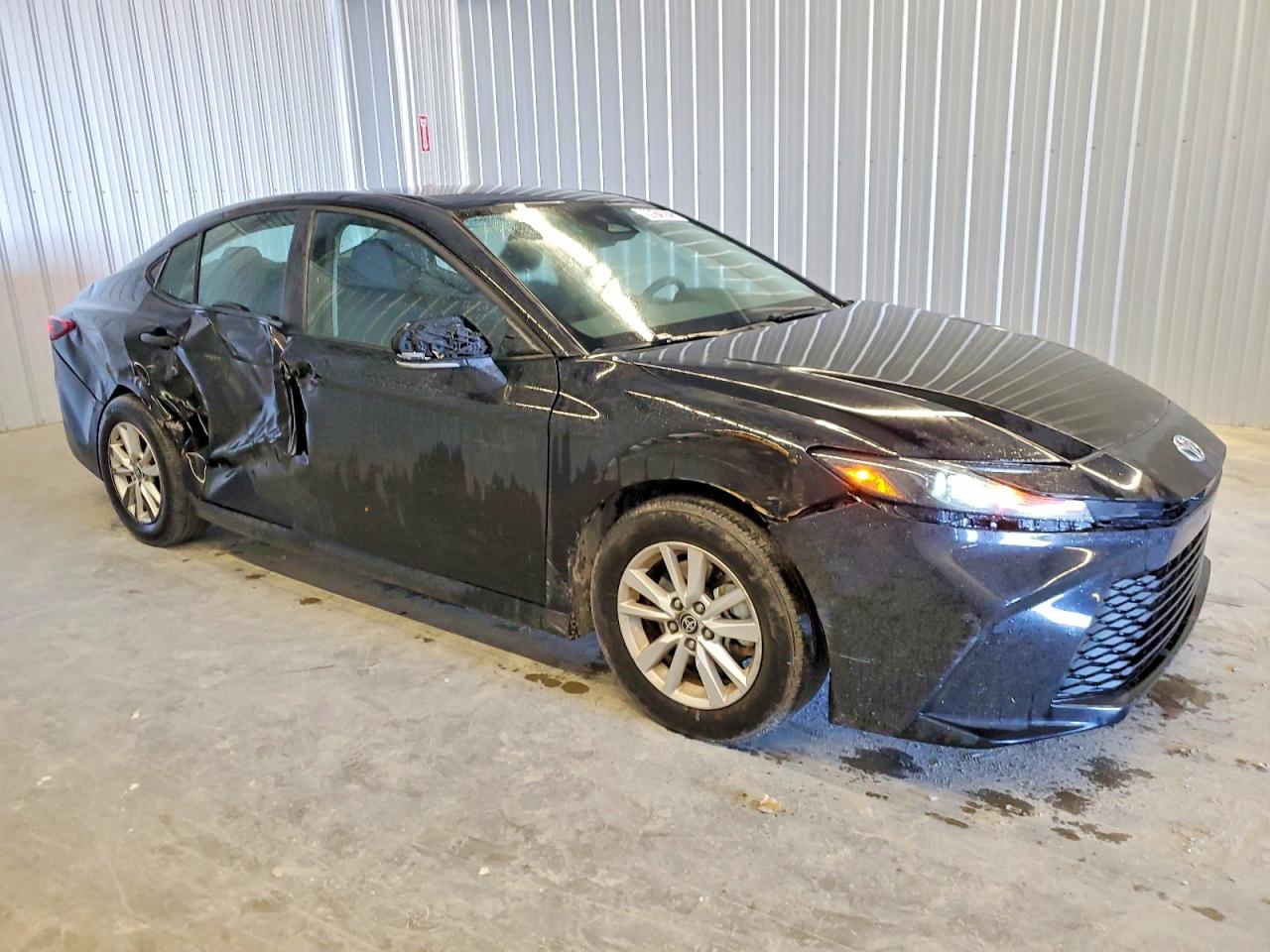 2025 TOYOTA CAMRY XSE photo 4