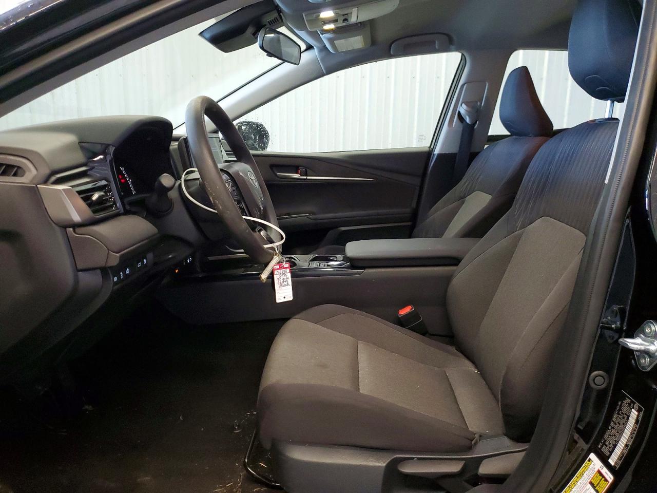 2025 TOYOTA CAMRY XSE photo 7