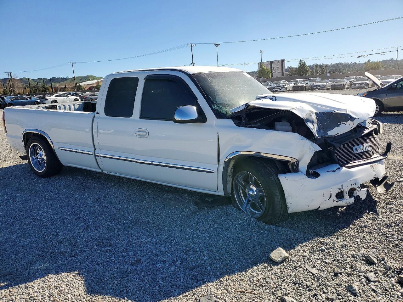 2001 GMC NEW SIERRA C1500 photo 4