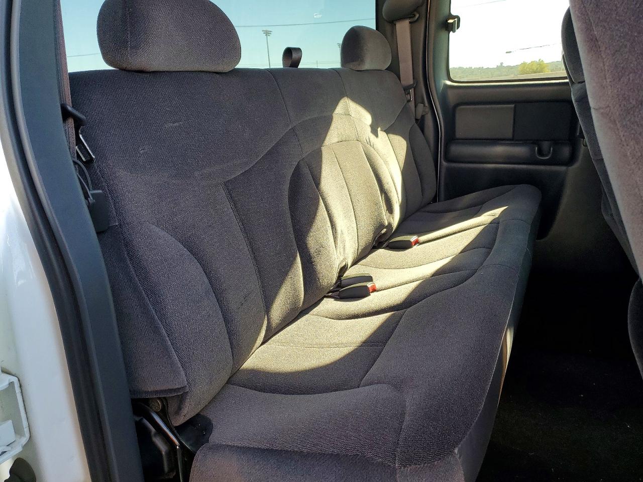 2001 GMC NEW SIERRA C1500 photo 10