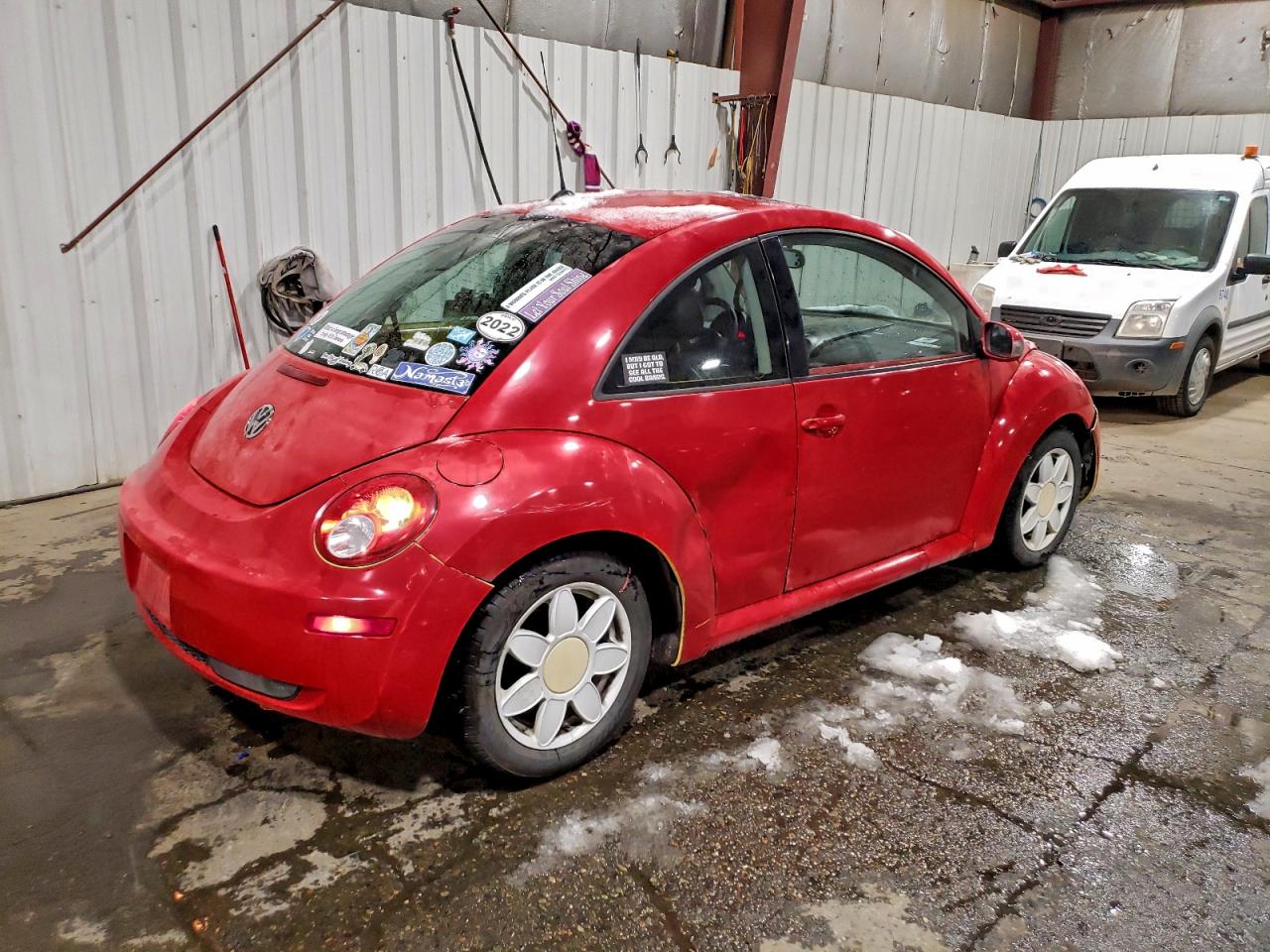 2008 VOLKSWAGEN NEW BEETLE S photo 3