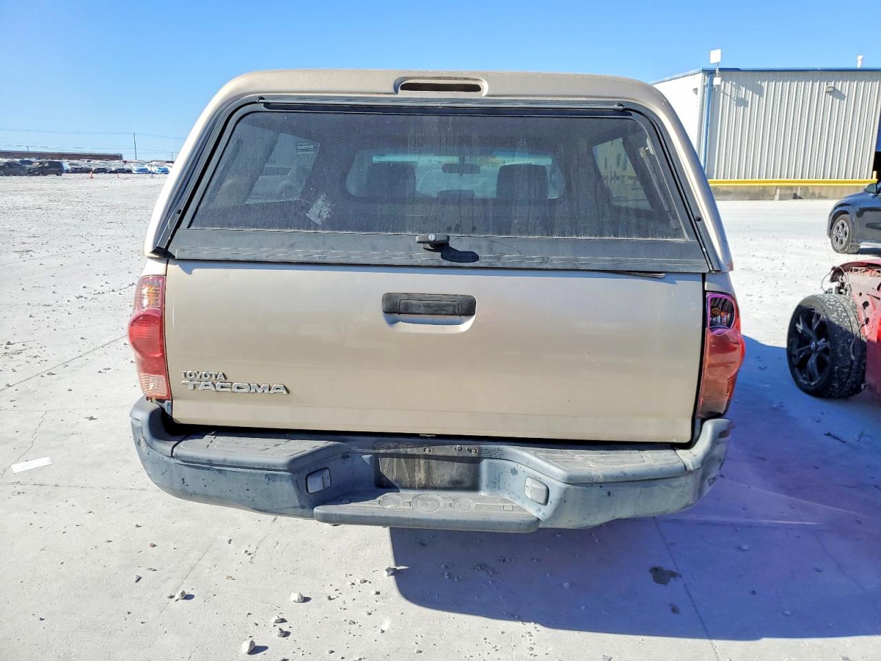 2005 TOYOTA TACOMA photo 6
