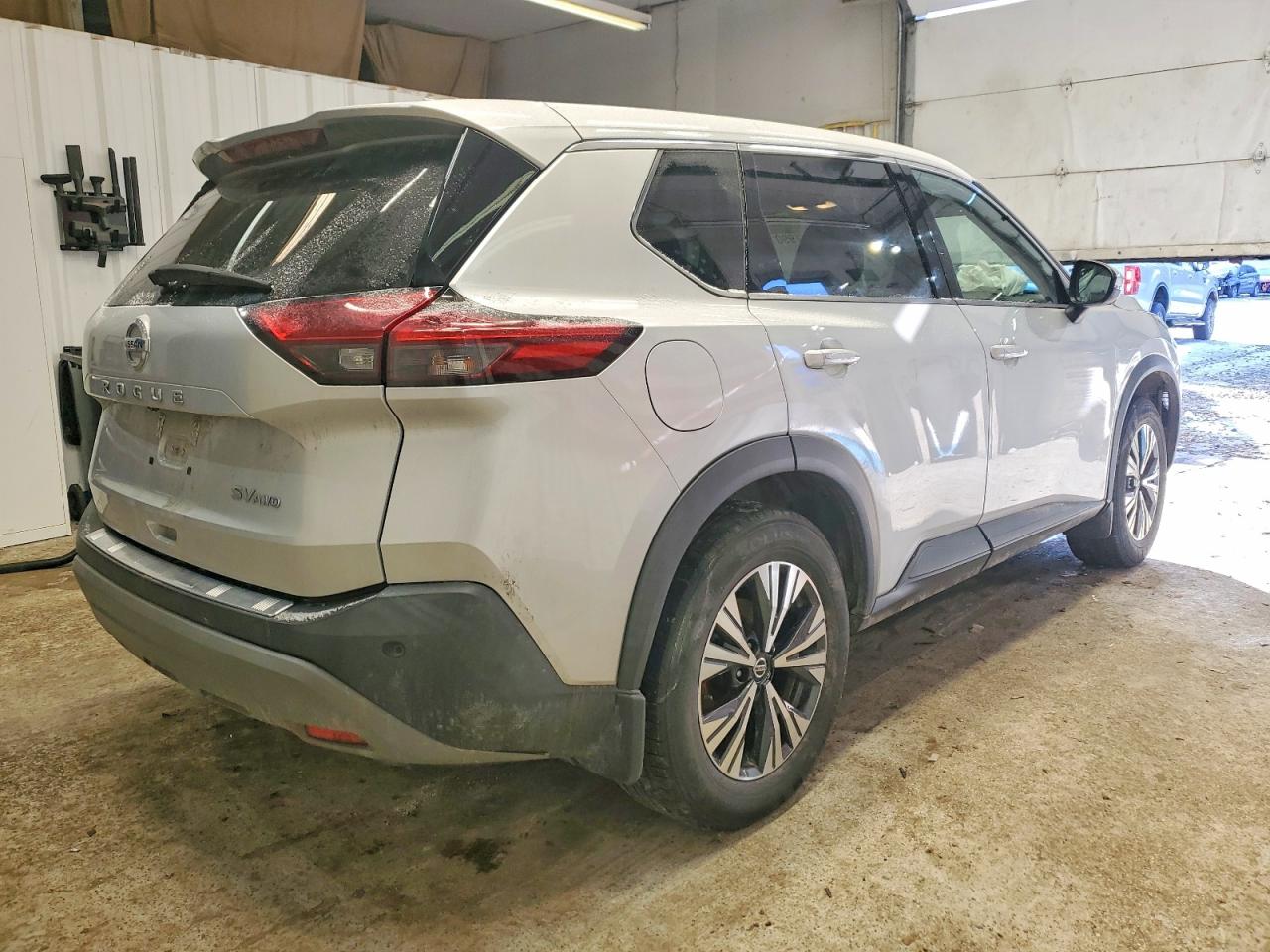 2021 NISSAN ROGUE SV photo 5