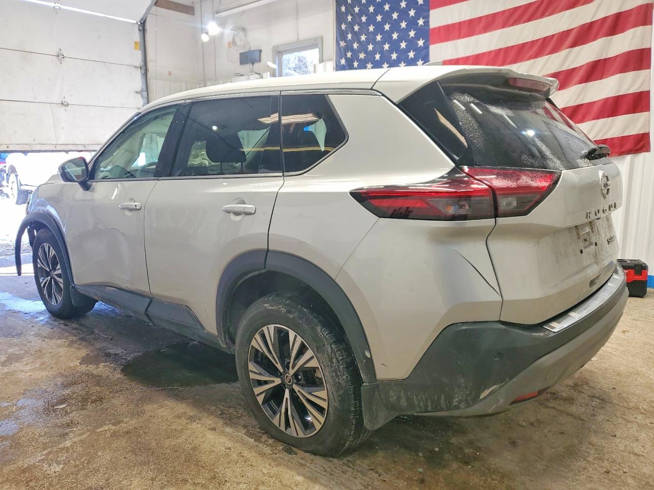 2021 NISSAN ROGUE SV photo 3