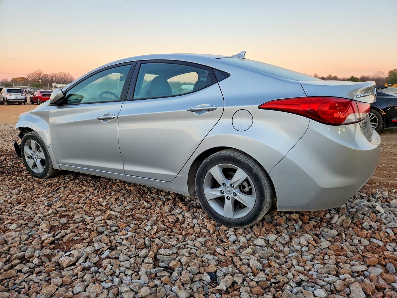 2012 HYUNDAI ELANTRA GLS photo 4