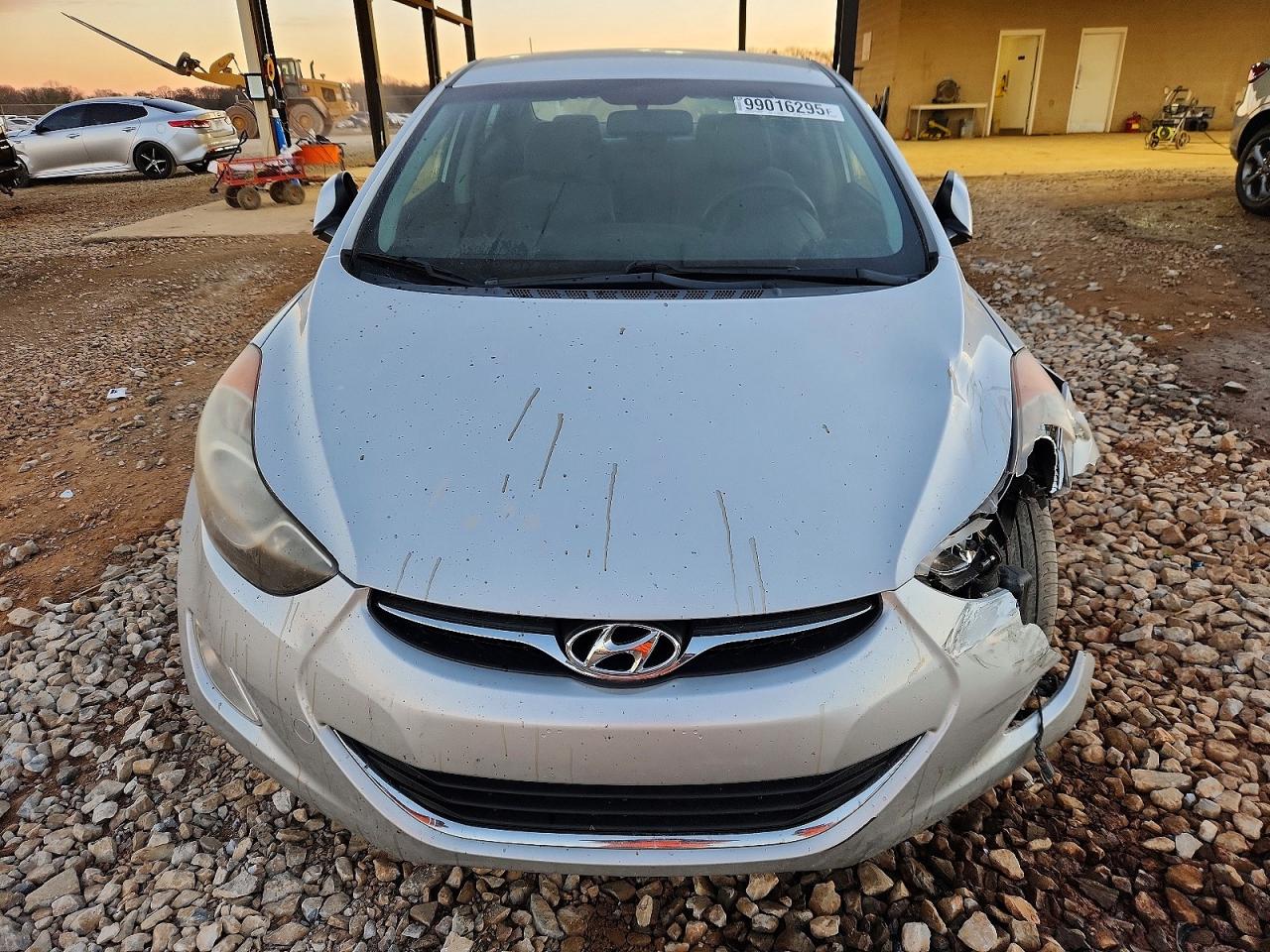 2012 HYUNDAI ELANTRA GLS photo 13