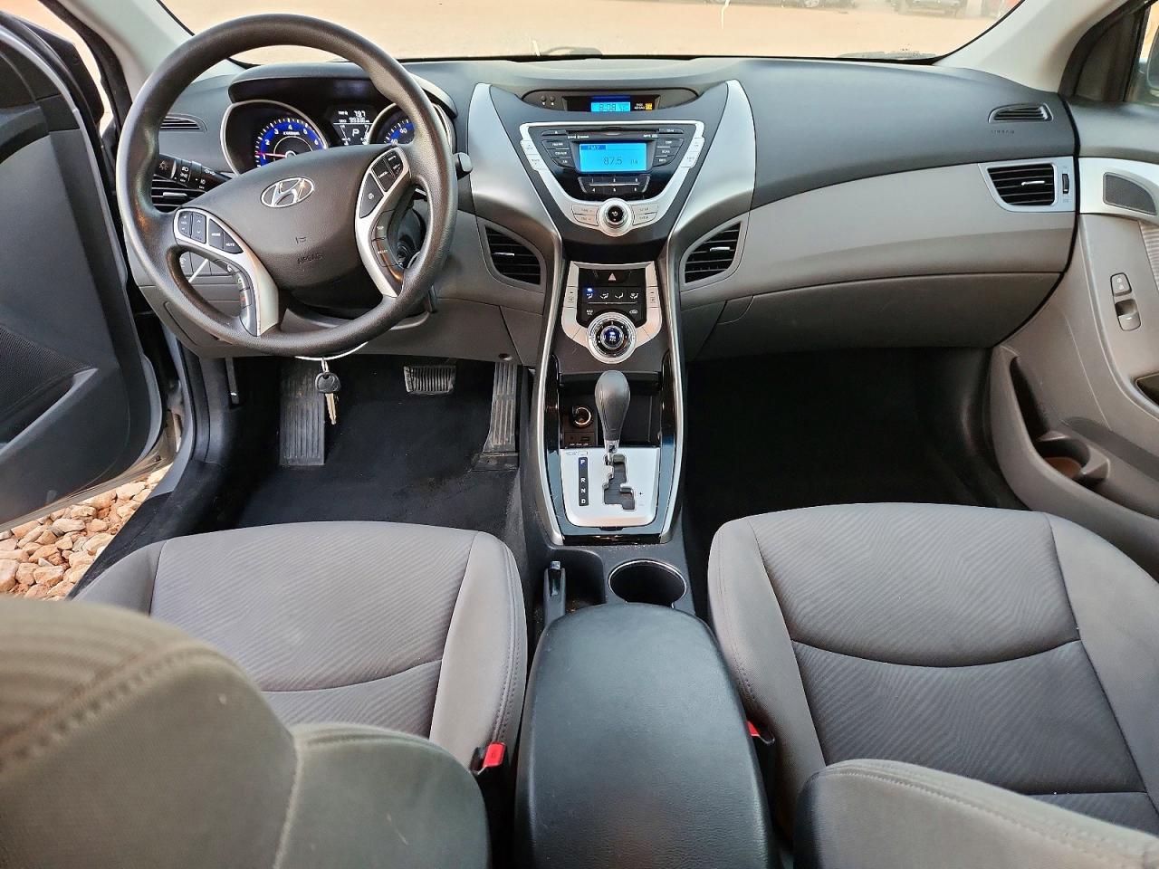 2012 HYUNDAI ELANTRA GLS photo 22